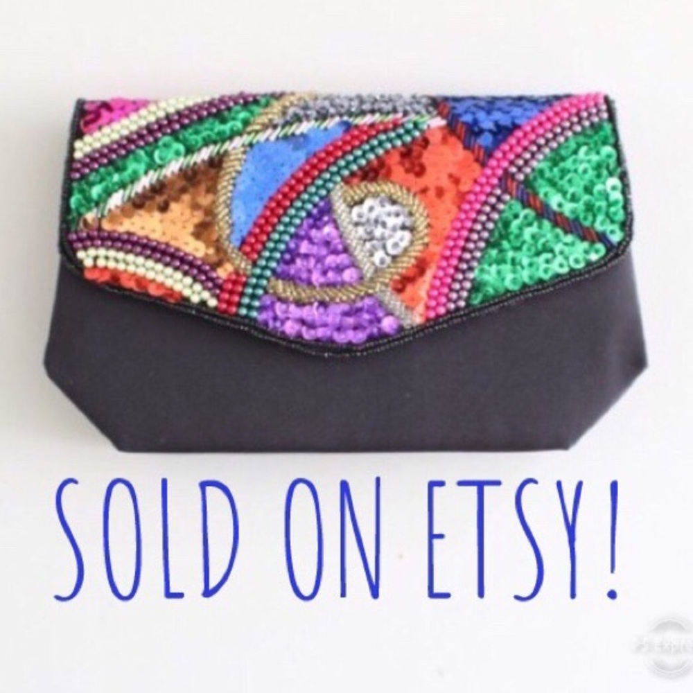 SOLD ON ETSY Vintage 1980s beaded evening bag